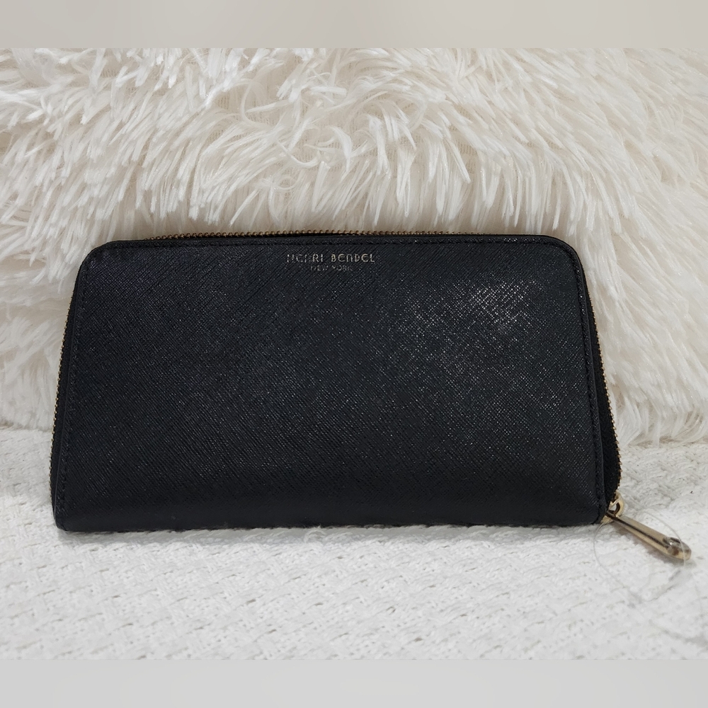 Henri Bendel Black Wallet